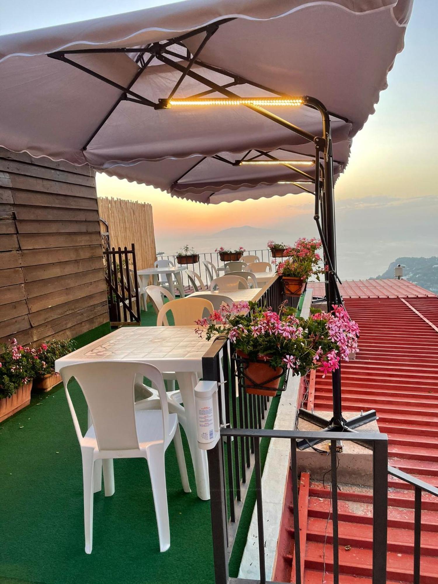 Le Ginestre Di Capri Bb & Holiday House Anacapri  Ngoại thất bức ảnh