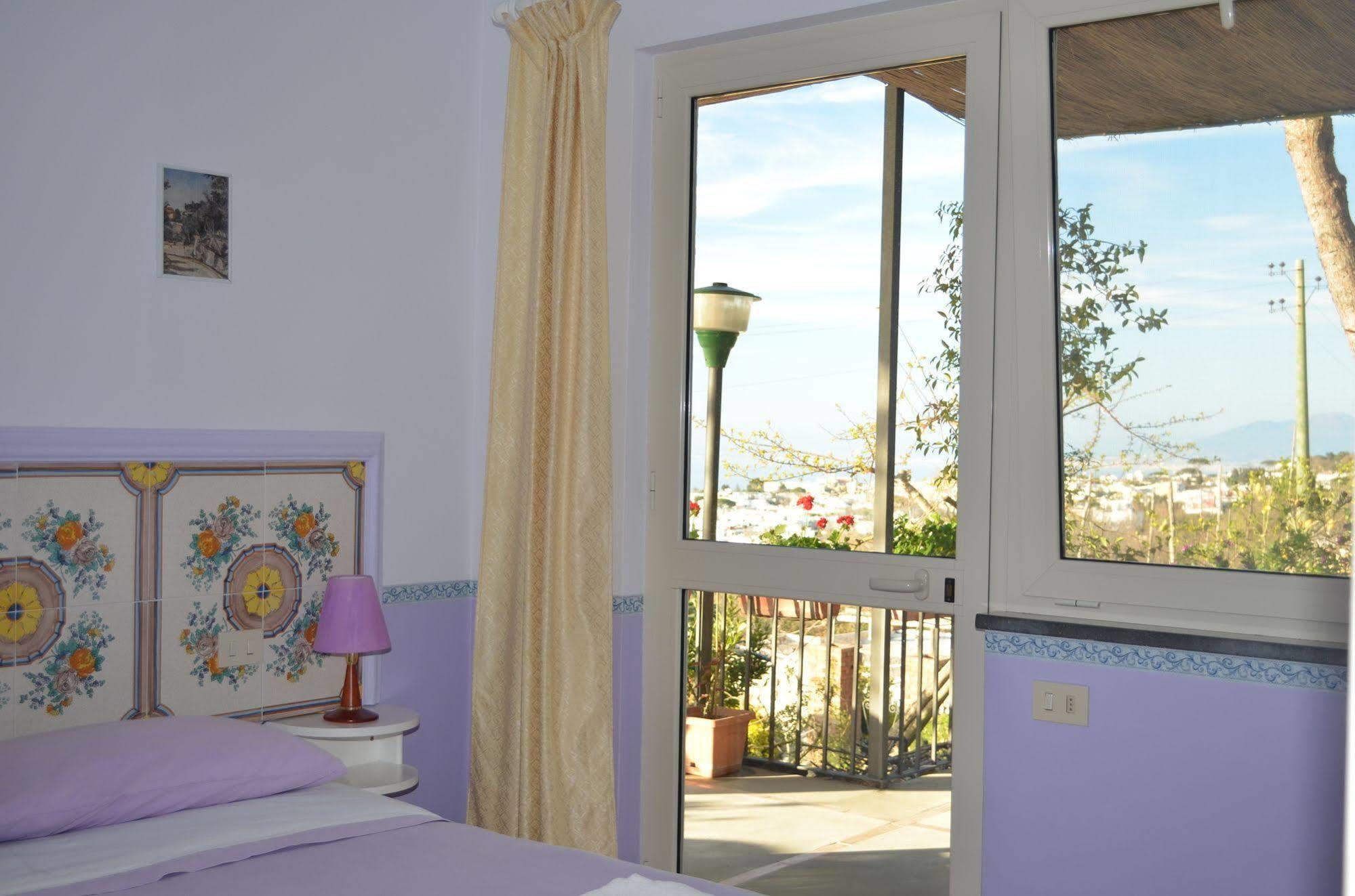 Le Ginestre Di Capri Bb & Holiday House Anacapri  Ngoại thất bức ảnh