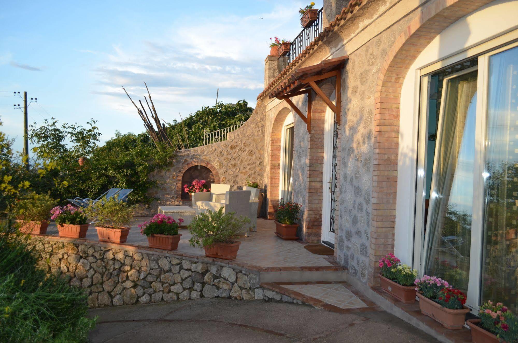 Le Ginestre Di Capri Bb & Holiday House Anacapri  Ngoại thất bức ảnh